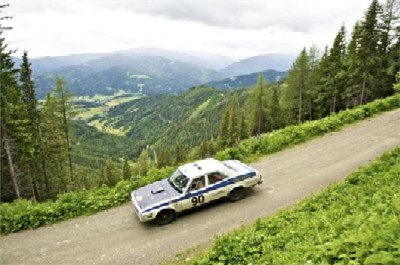 1973 Leyland P76 wins the Peking to Paris 2013